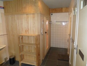 Een douche, een haardroger