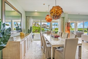 Dining - 3-Bedroom Luxury Apartment, 1st Line Beach in Cap Cana  (Punta Cana)