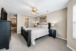 3 bedrooms, iron/ironing board, free WiFi, bed sheets