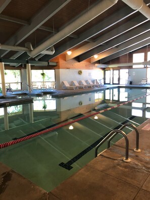 Piscina interna