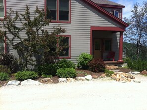 المنشأة من الخارج