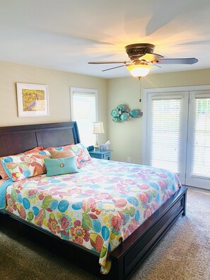 4 bedrooms, iron/ironing board, free WiFi, bed sheets