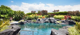 Hilton Pool Pass  for stays in 2026. Waikoloa Beach Villas C23