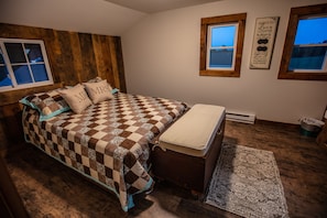 4 bedrooms, bed sheets
