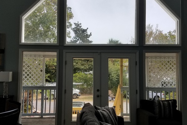 Smart-TV, Kamin, Videospiele, DVD-Player