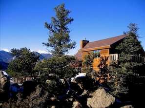 Exterior - Overlook House-Views & Setting Will Guarantee You'll Come Back, Cont Divide View (Estes Park)