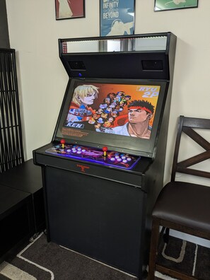 Game room - Walk to Disneyland - House with pool. (Anaheim)