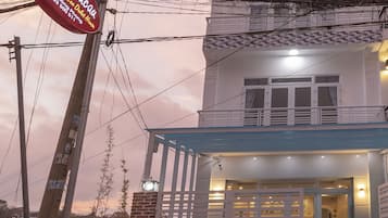 住宿正面