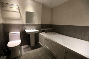 مغطس/حوض استحمام عميق