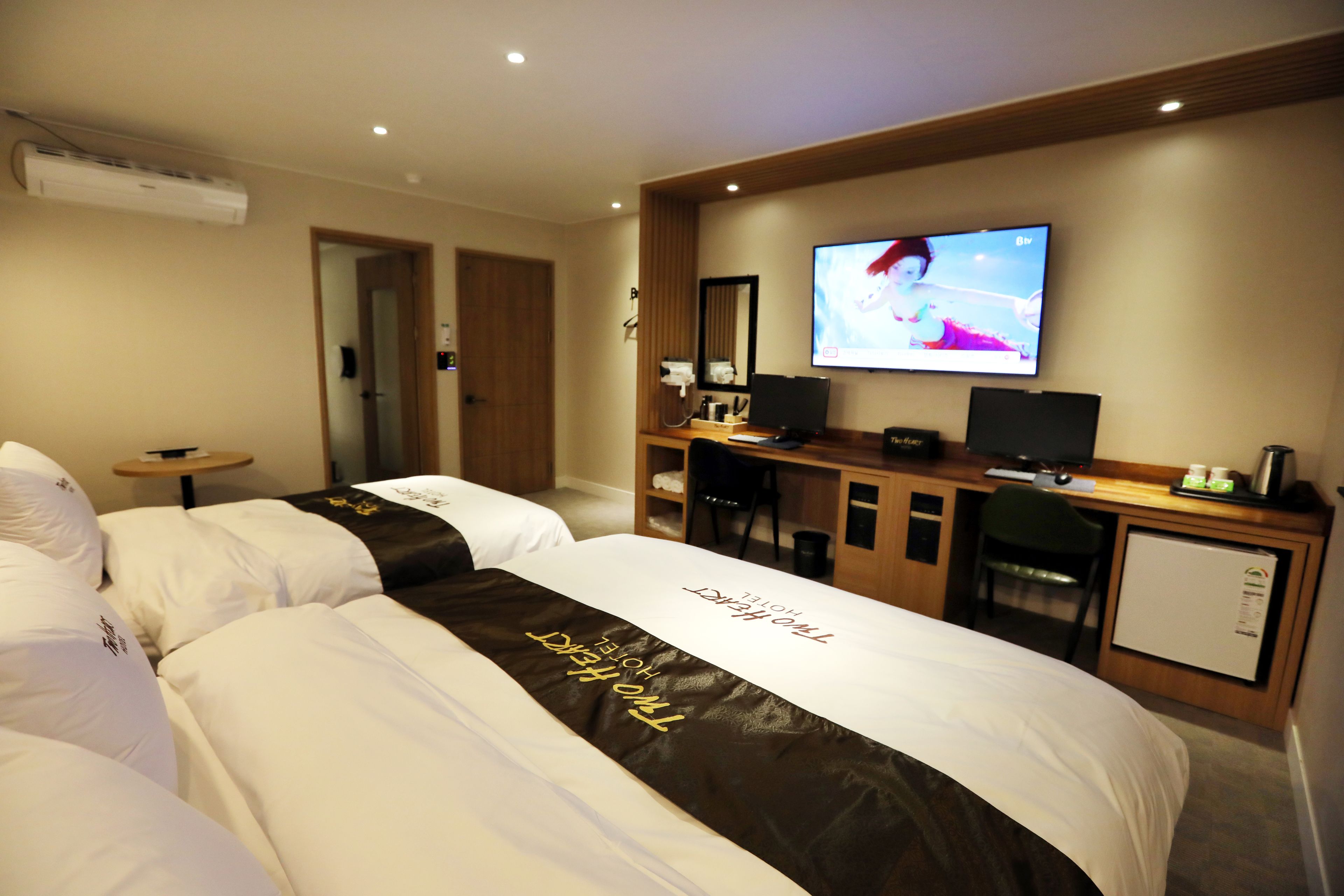 superior room | 1 bedroom, blackout curtains, soundproofing, free wifi