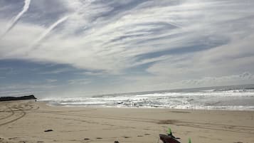 Beach nearby, sun-loungers