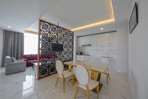 Suite, 2 chambres (Residence) | Cuisine privée