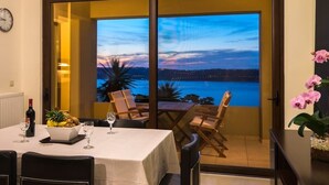 Luxury Villa, Multiple Beds, Non Smoking, Sea View | In-room dining - Villa Silvia (Chania)