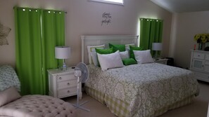 4 bedrooms, free WiFi, bed sheets