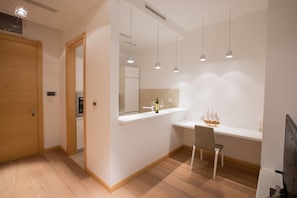 Elite Apartment, Sea View | Living area | LCD TV - Budva Bay VIew Luxury Apartments (Budva)