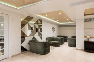 Sala de estar en el lobby