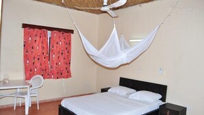 Standard Double Room Single Use - Le Finio (Joal-Fadiout)