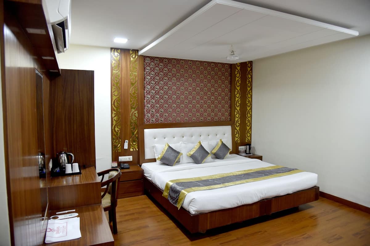 Egyptian cotton sheets, premium bedding, individually decorated