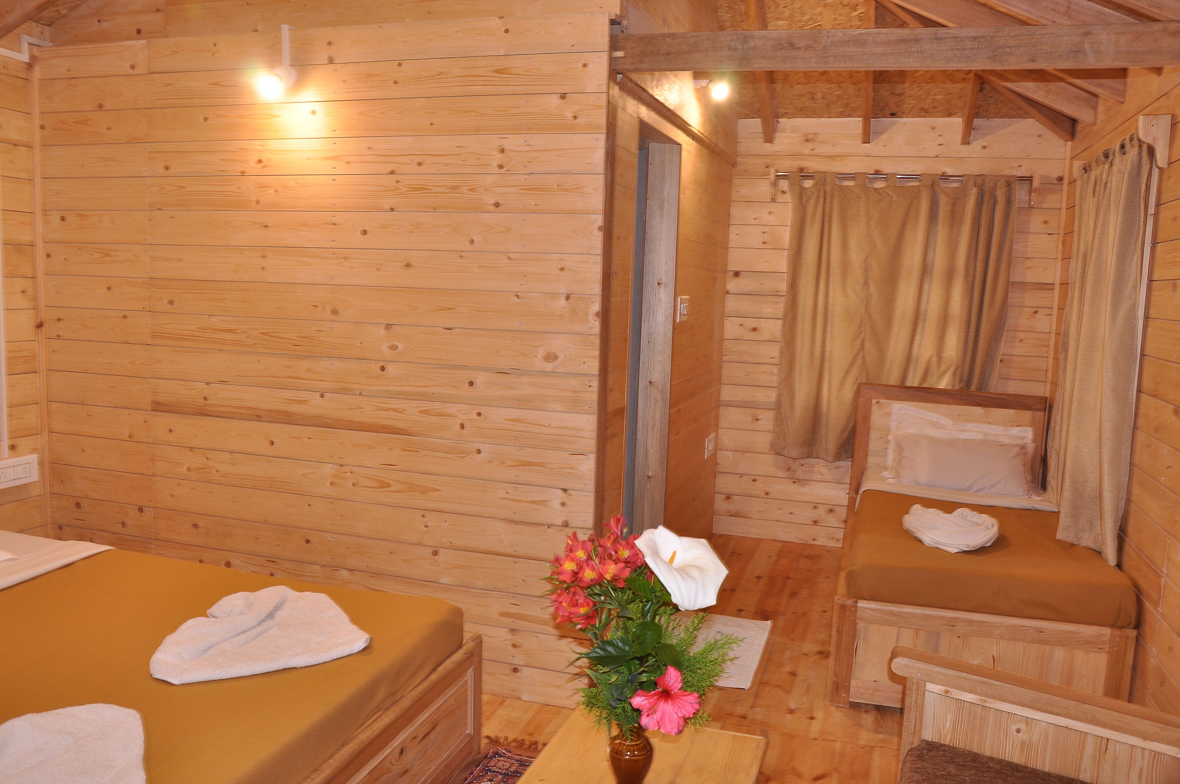 奢华复式 | 高档床上用品、客房内保险箱、免费 WiFi