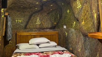 Family Twin Room | Premium bedding, in-room safe, free WiFi