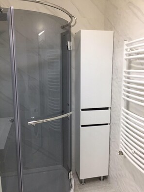 Kostenlose Toilettenartikel, Haartrockner