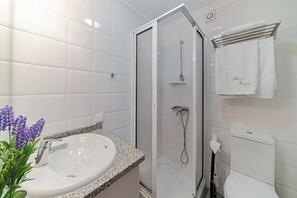 تجهيزات دش، مجففات �شعر، مناشف