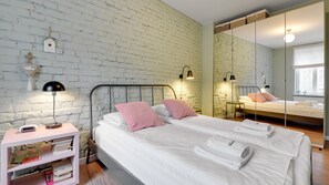 Deluxe-Apartment, 1 Schlafzimmer (4 persons) | 1 Schlafzimmer, individuell dekoriert, individuell eingerichtet