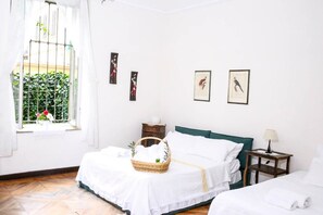 Individually decorated, free WiFi, bed sheets