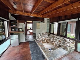 舒適雙人房, 非吸煙房, 不可攜帶寵物 | 浴室 | 獨立浴缸和淋浴設備、溫泉浴缸、淋浴花灑、吹風機