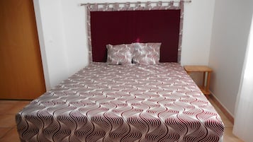 Fer et planche Ă repasser