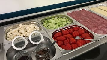 Petit déjeuner buffet