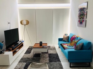 TV, fireplace, DVD player, stereo