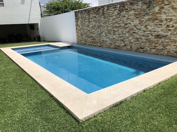 Piscine extérieure