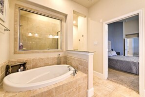 Majestic Home Away from Home (Richmond, USA): Reviews & Deals | Wotif
