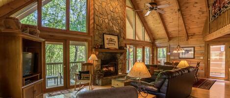 Televisio, takka, DVD-soitin