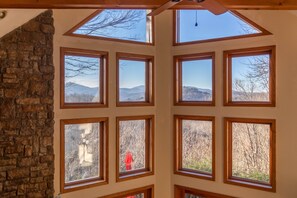Interior - Great Escape - Wood fireplace, mountain views, access to tennis courts, pool, and more (Boone)