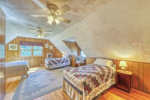 4 bedrooms, Internet, bed sheets