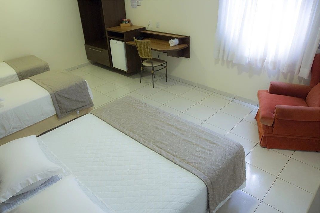 family room, multiple beds, non smoking | minibar, desk, free wifi, bed sheets