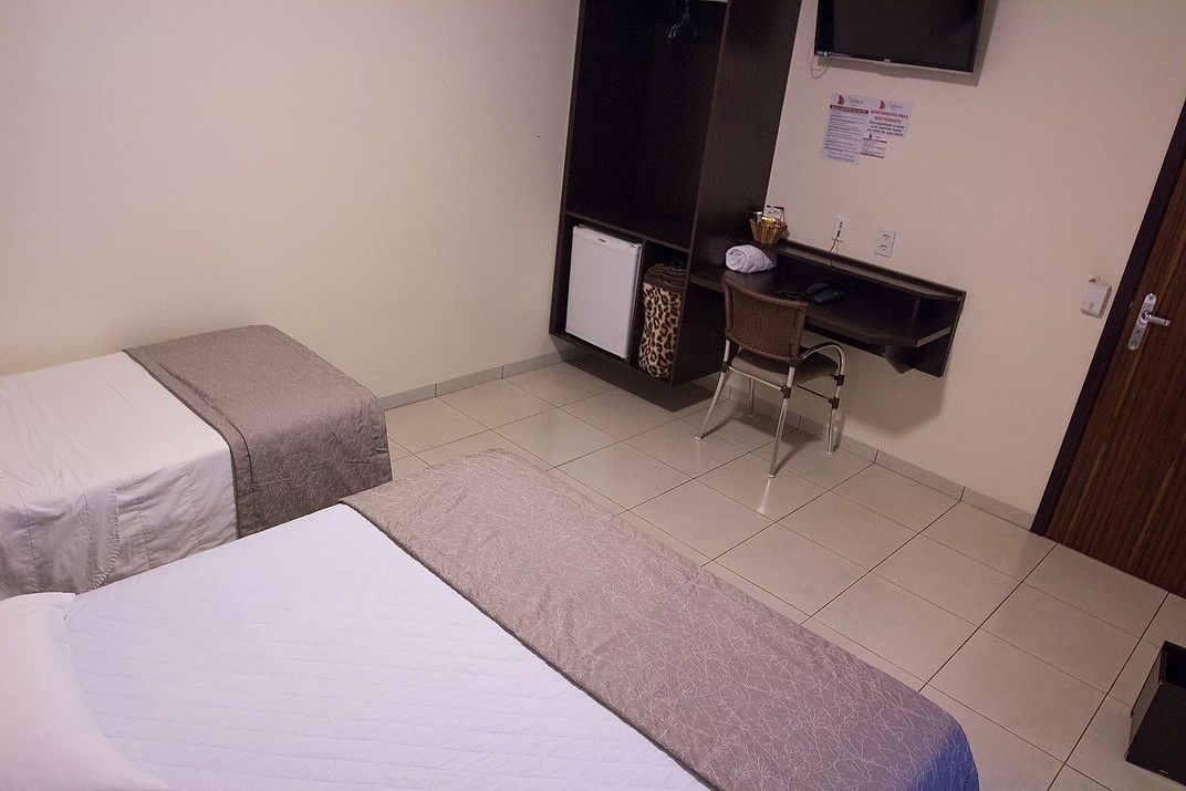 triple room, multiple beds, non smoking | minibar, desk, free wifi, bed sheets