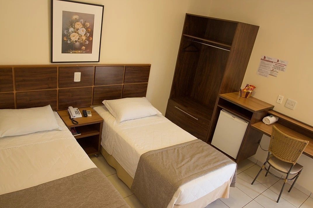 twin room, 2 single beds, non smoking | minibar, desk, free wifi, bed sheets