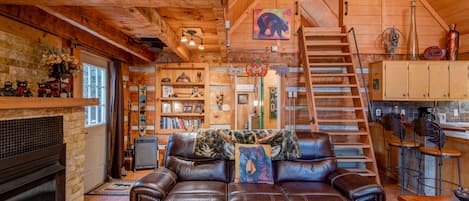 Flat-screen TV, fireplace