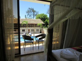 Comfort Single Room, 1 King Bed | Balcony view