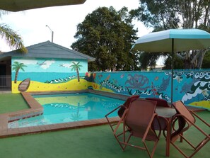 Outdoor pool - Peppercorn Motor Inn (Narromine)