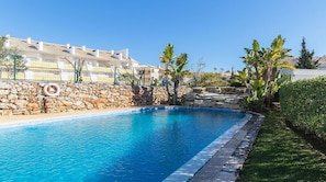 Piscina a l'aire lliure