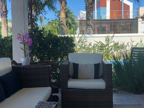 Maison 6 lit, air cond. faire pipi 17 personnes Jurerē Fpolis pour 1 $. 490.00 min 3 jours