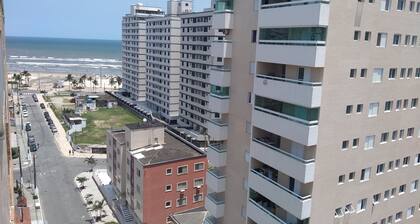 Property unavailable, the application has not yet cancelled the ad.