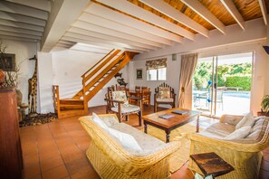 Interior - A peaceful self catering retreat for up to 8 guests in Scarborough, Cape Town (Scarborough, Cape Town)