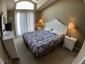 5 bedrooms, desk, iron/ironing board, free WiFi