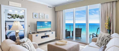 Smart TV, Netflix, books, streaming services