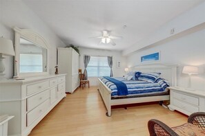 2 bedrooms, iron/ironing board, travel crib, free WiFi